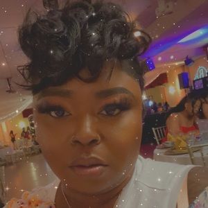 Meet your Posher, Cortina